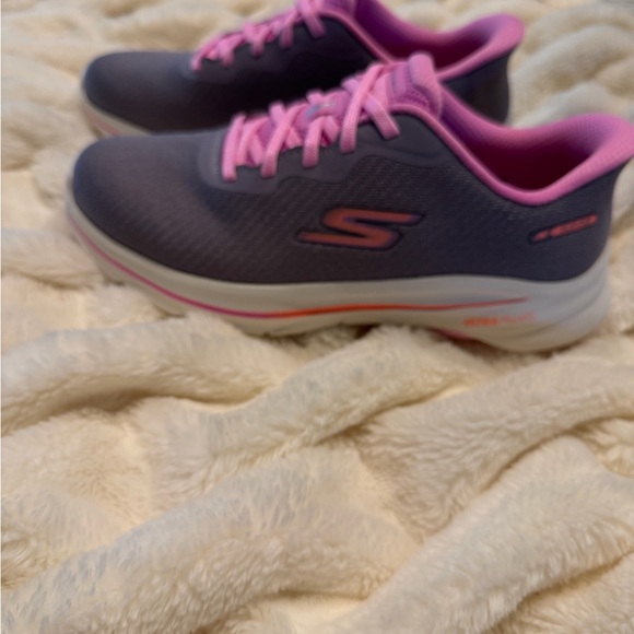 Skechers Women's Athletic Shoes in Gray and Pink - Picture 2 of 5